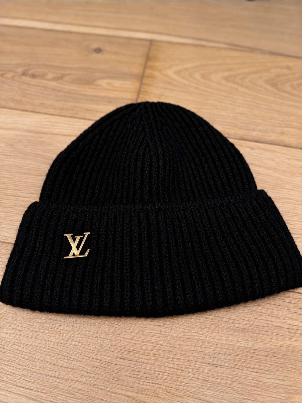 Black Ribbed Knit Beanie with Gold Pin